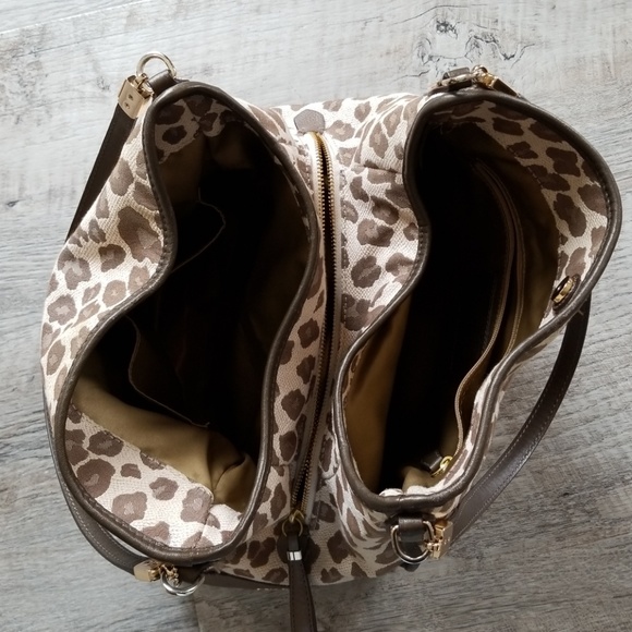 Coach Leopard Purse - Picture 3 of 8